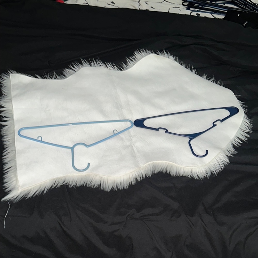 White Faux Fur Rug - Picture 6 of 8